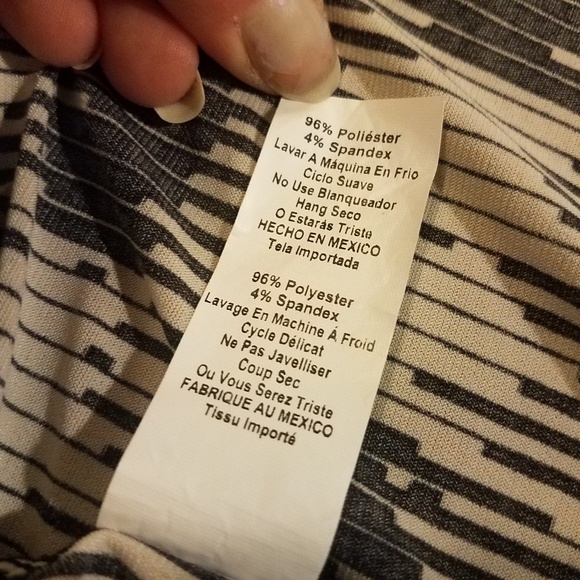 Lularoe Small Madison Skirt w/ Pockets - Picture 6 of 6